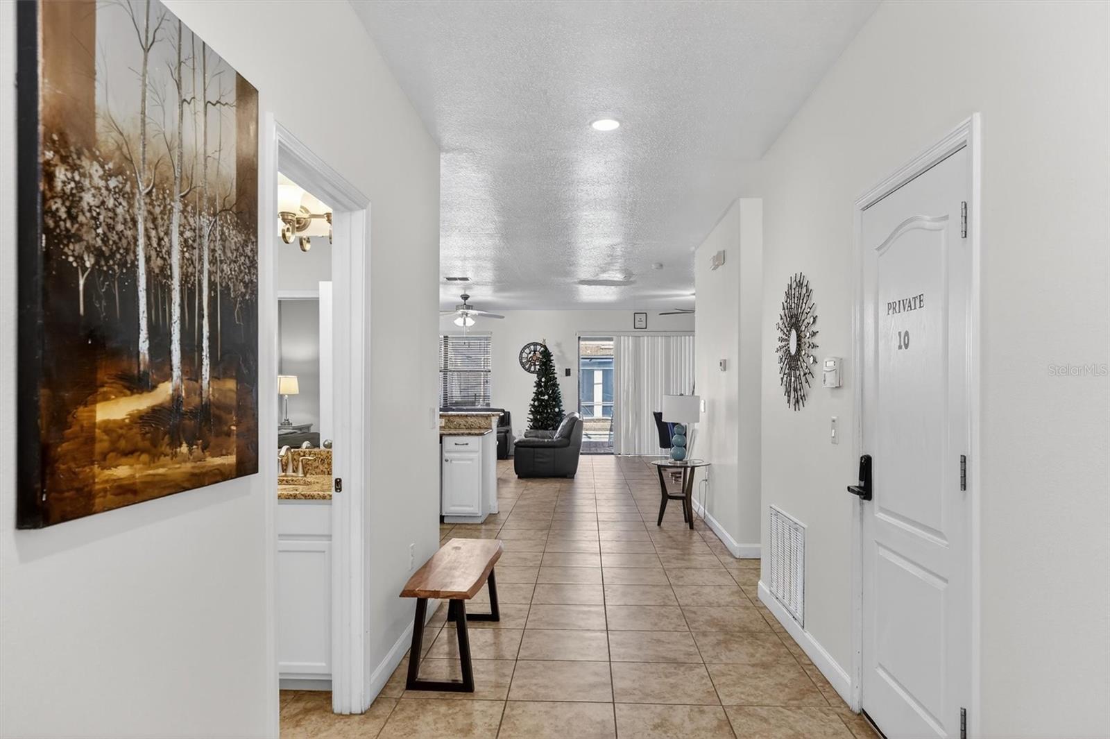 Image 8 of 100 For 9107 El Caro Lane