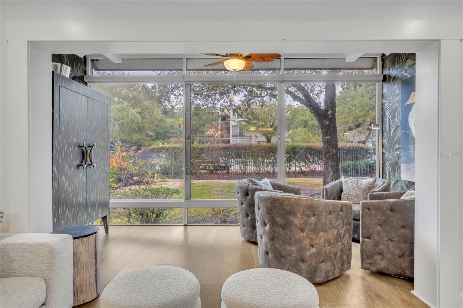 Image 20 of 31 For 700 Melrose Avenue M4