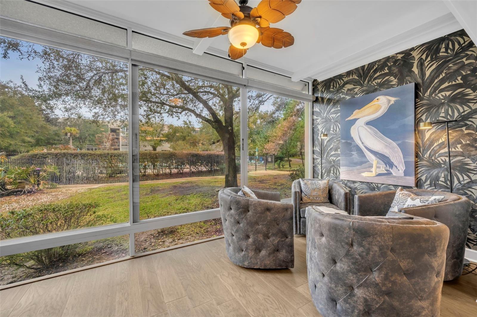 Image 21 of 31 For 700 Melrose Avenue M4