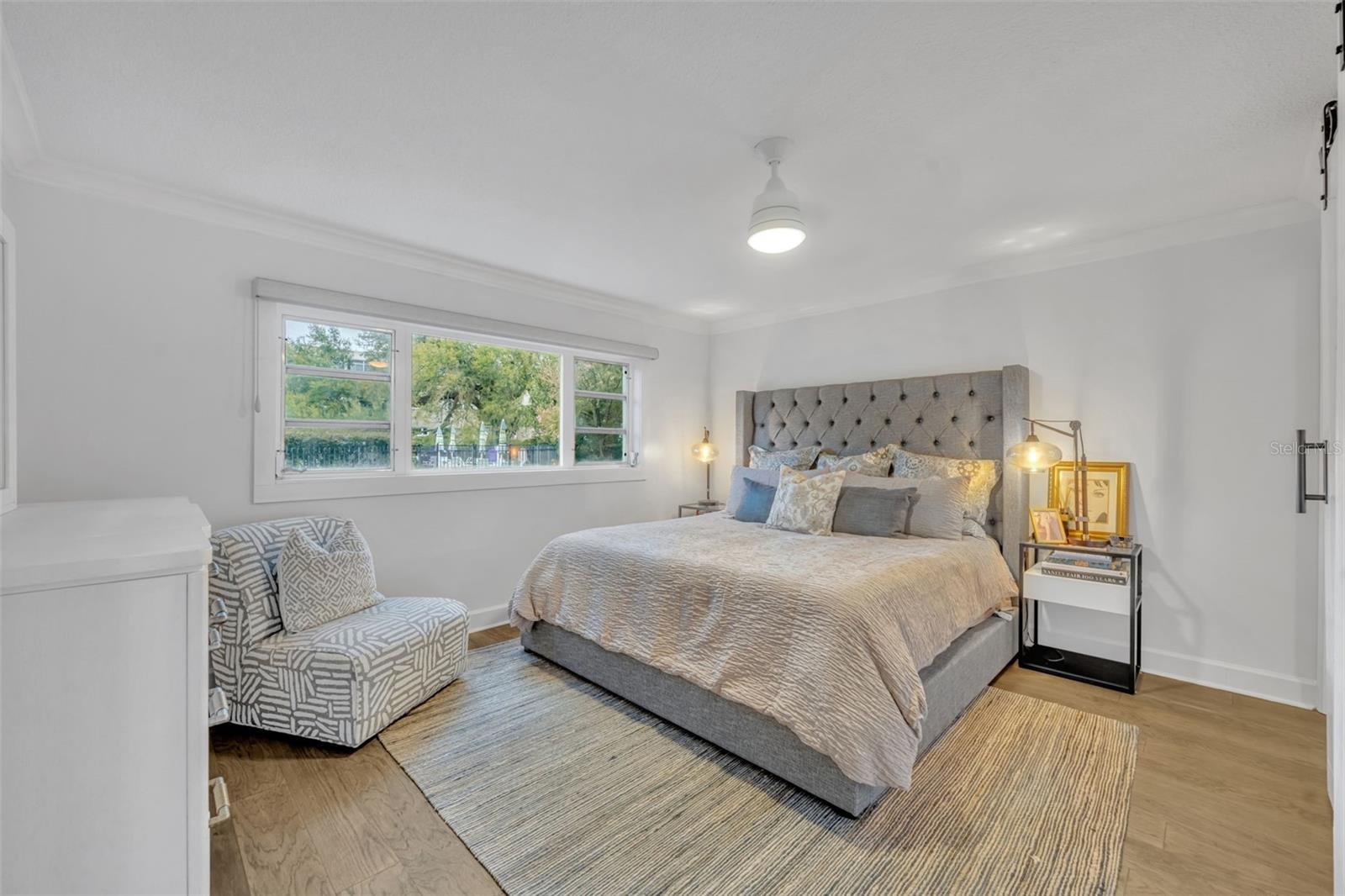 Image 23 of 31 For 700 Melrose Avenue M4