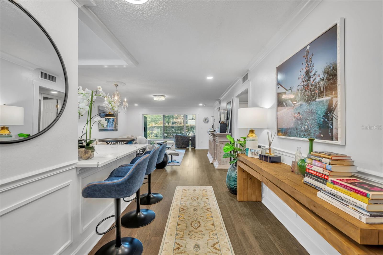 Image 5 of 31 For 700 Melrose Avenue M4