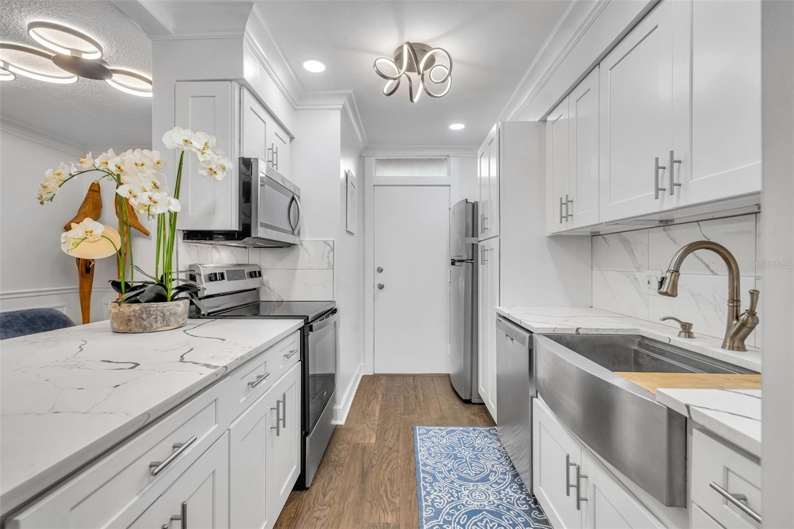 Image 8 of 31 For 700 Melrose Avenue M4