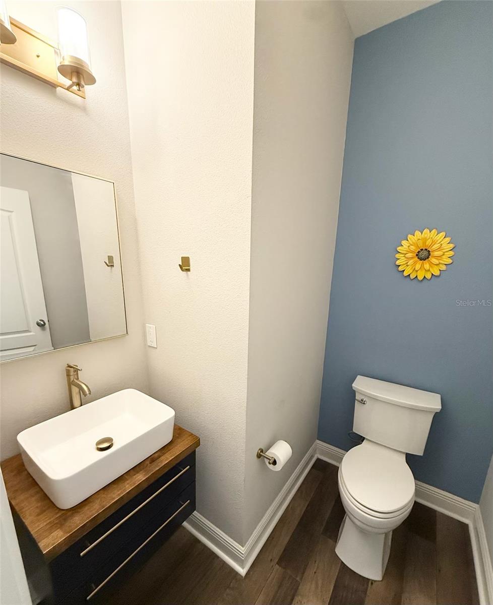 Image 4 of 7 For 15495 Honeybell Drive