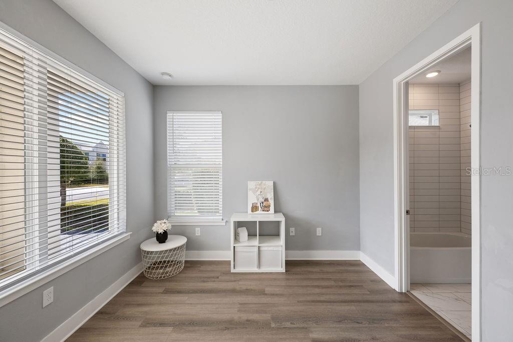 Image 8 of 31 For 21 Steele Street