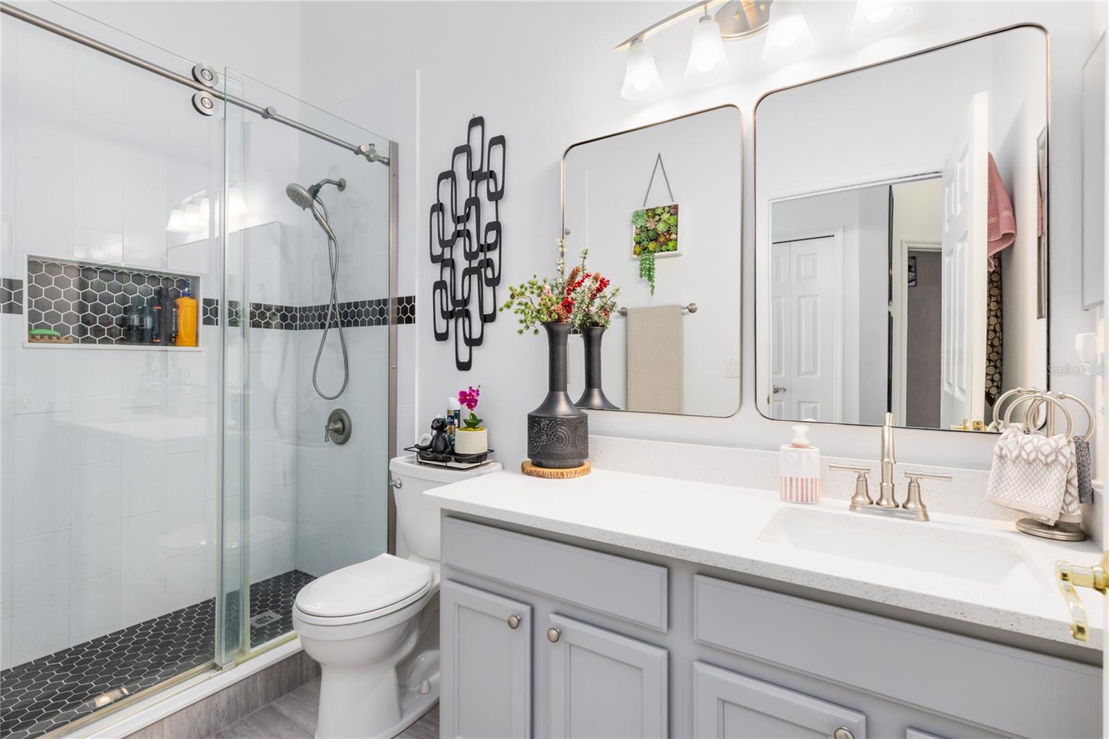 Image 21 of 35 For 1106 Willow Branch Drive