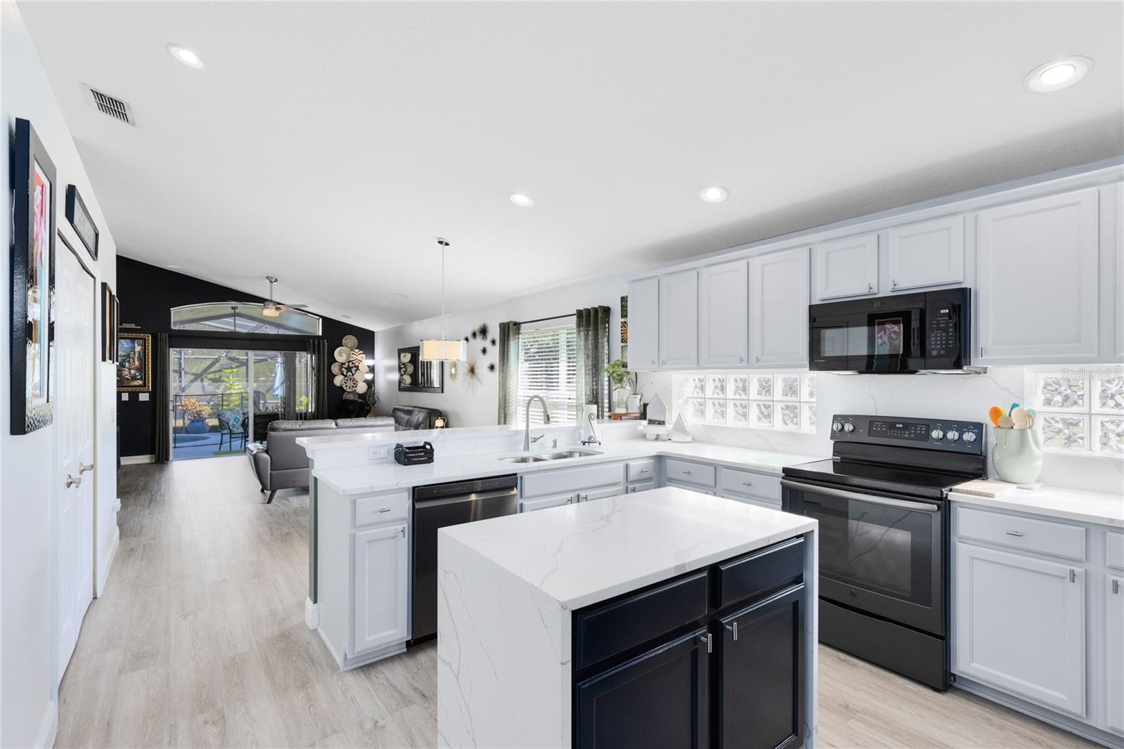 Image 7 of 35 For 1106 Willow Branch Drive