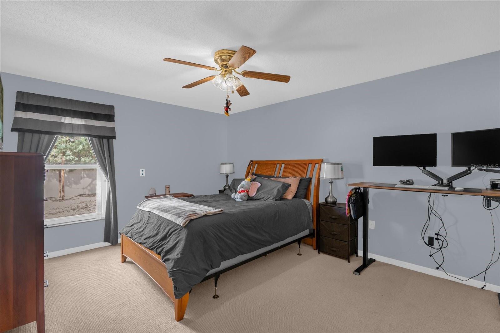 Image 11 of 29 For 218 Meridian Street