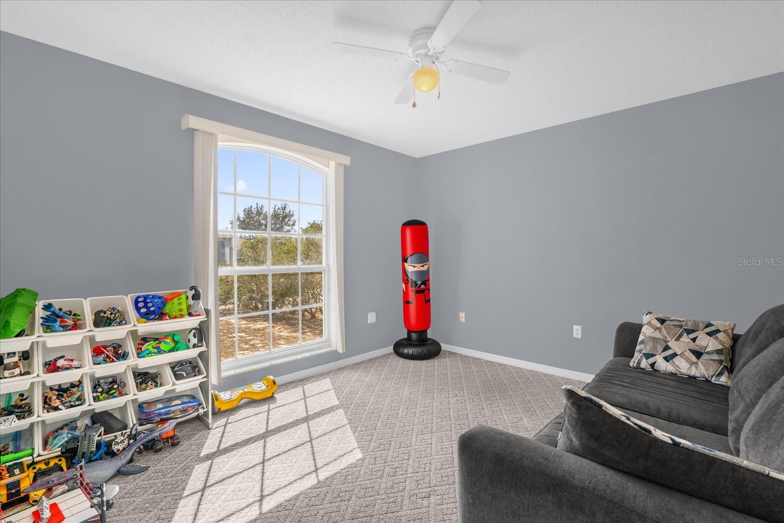 Image 18 of 29 For 218 Meridian Street