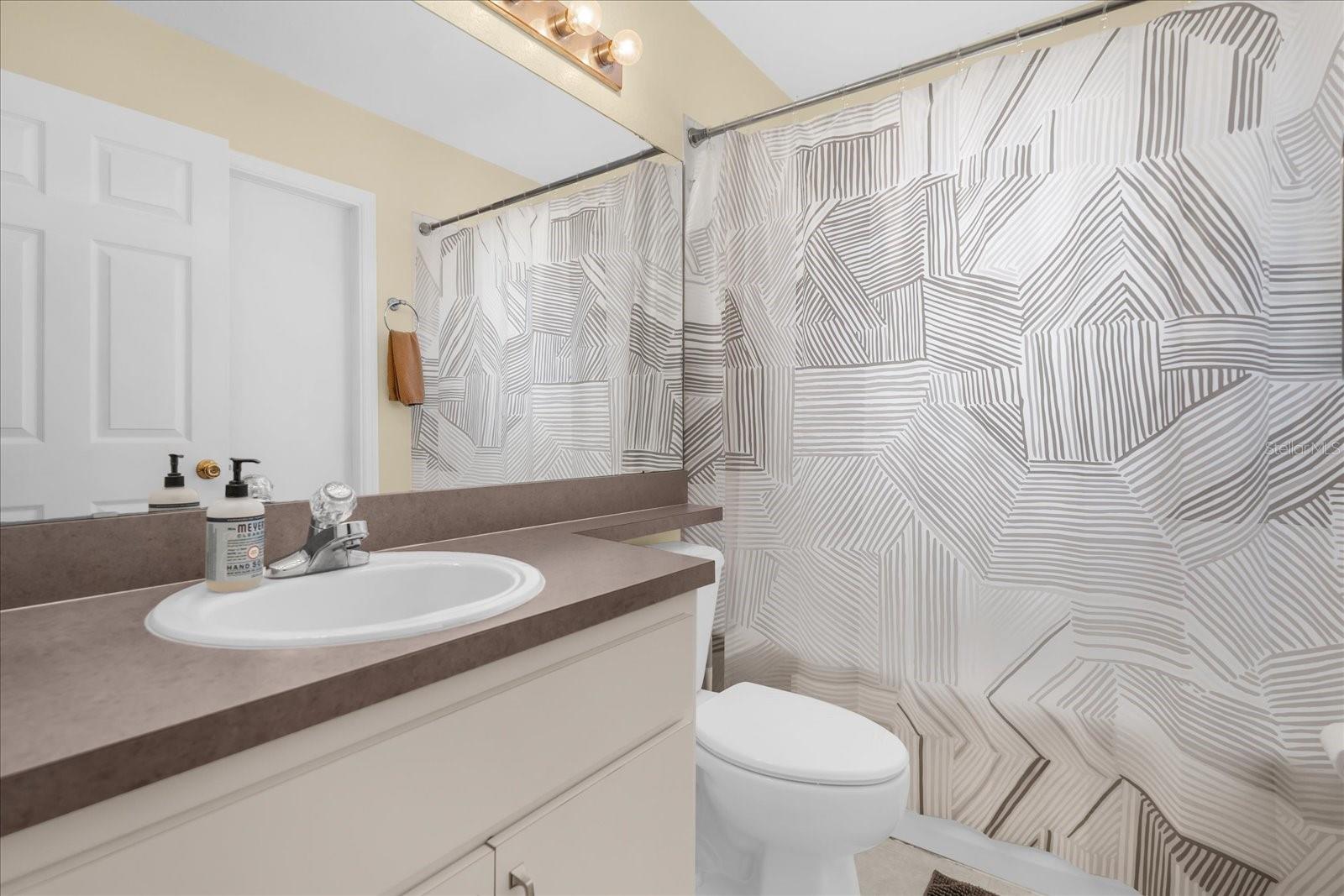 Image 29 of 29 For 218 Meridian Street