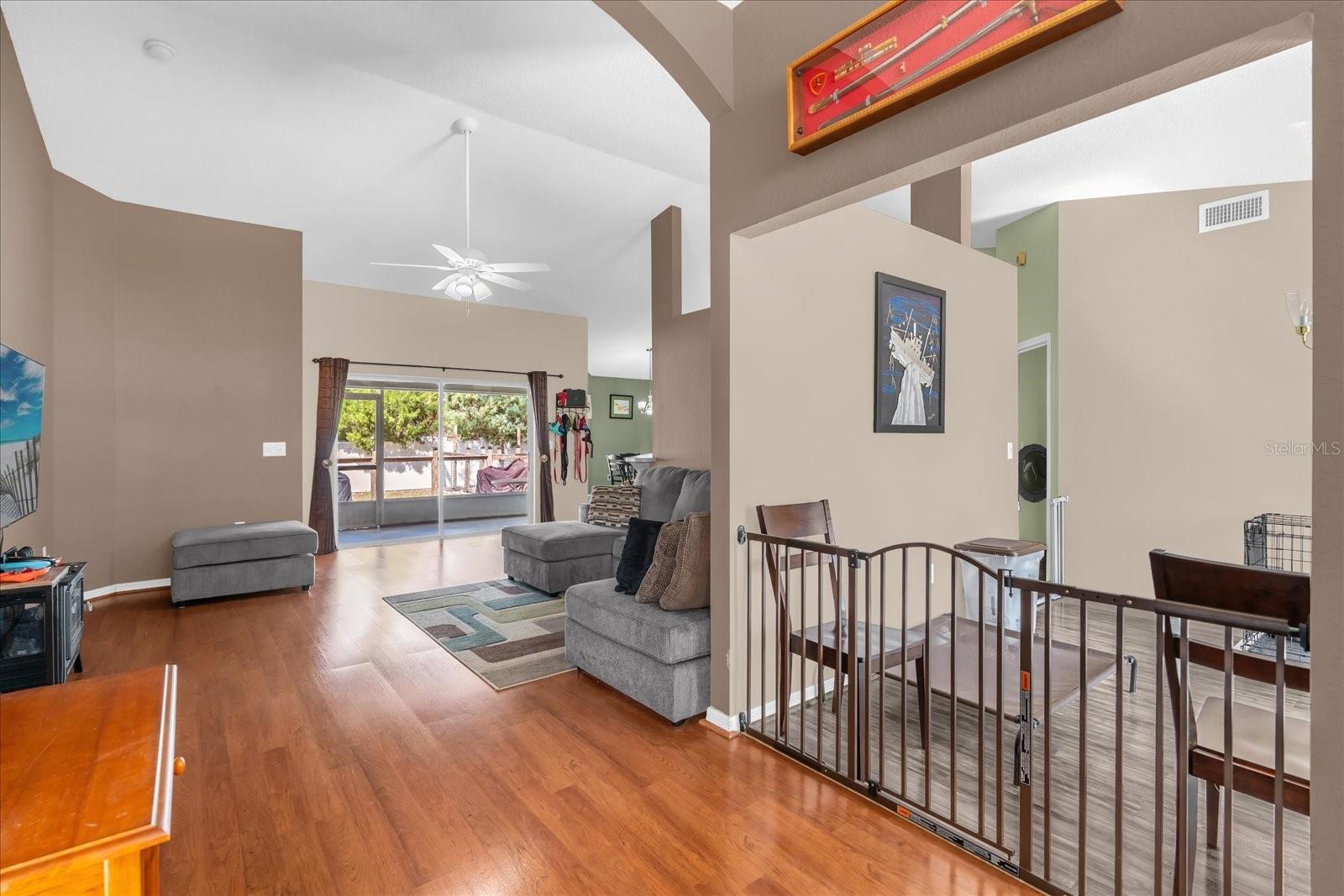 Image 8 of 29 For 218 Meridian Street