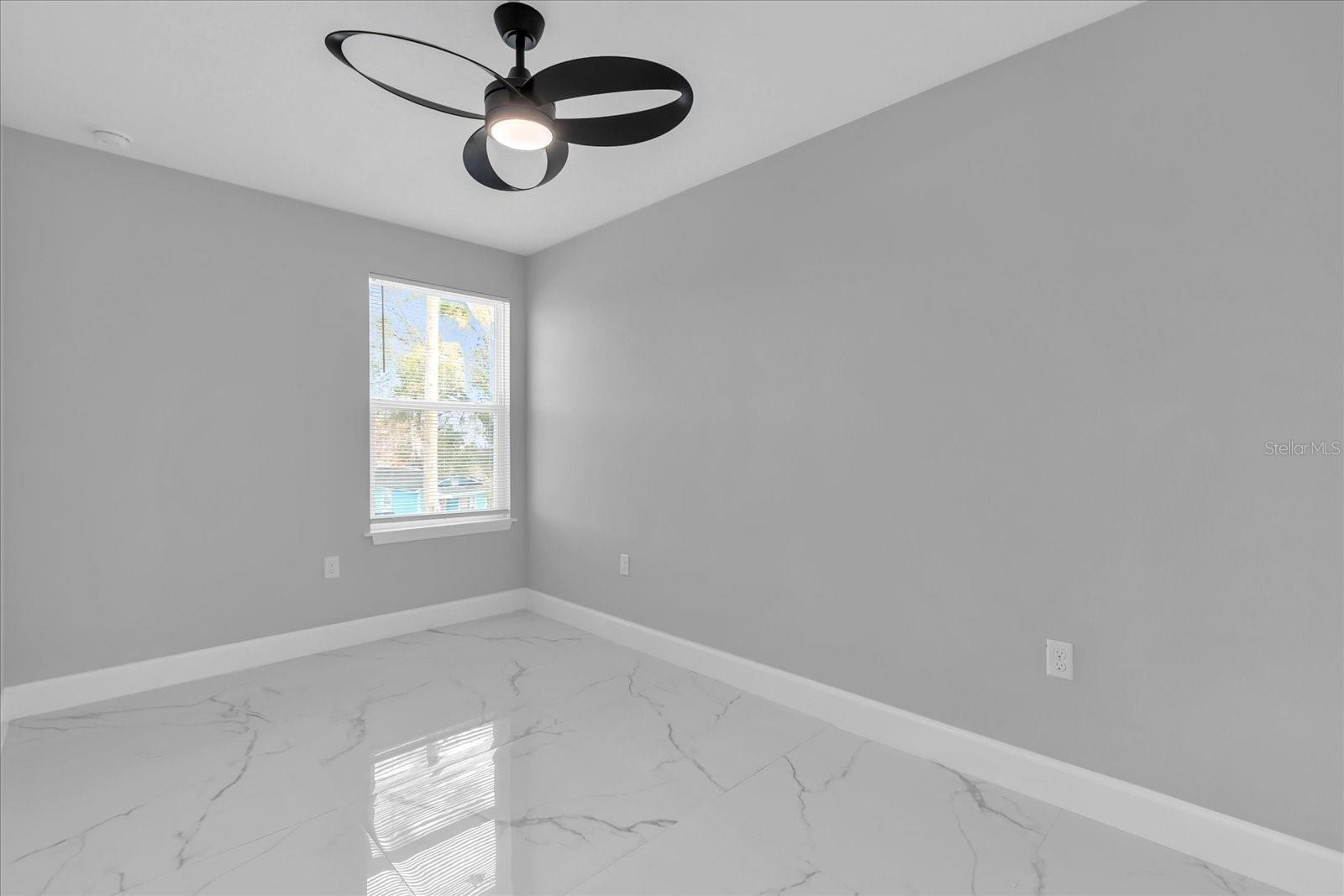 Image 12 of 29 For 2404 Center Street