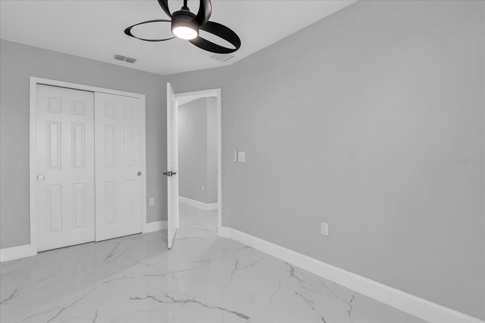 Image 13 of 29 For 2404 Center Street