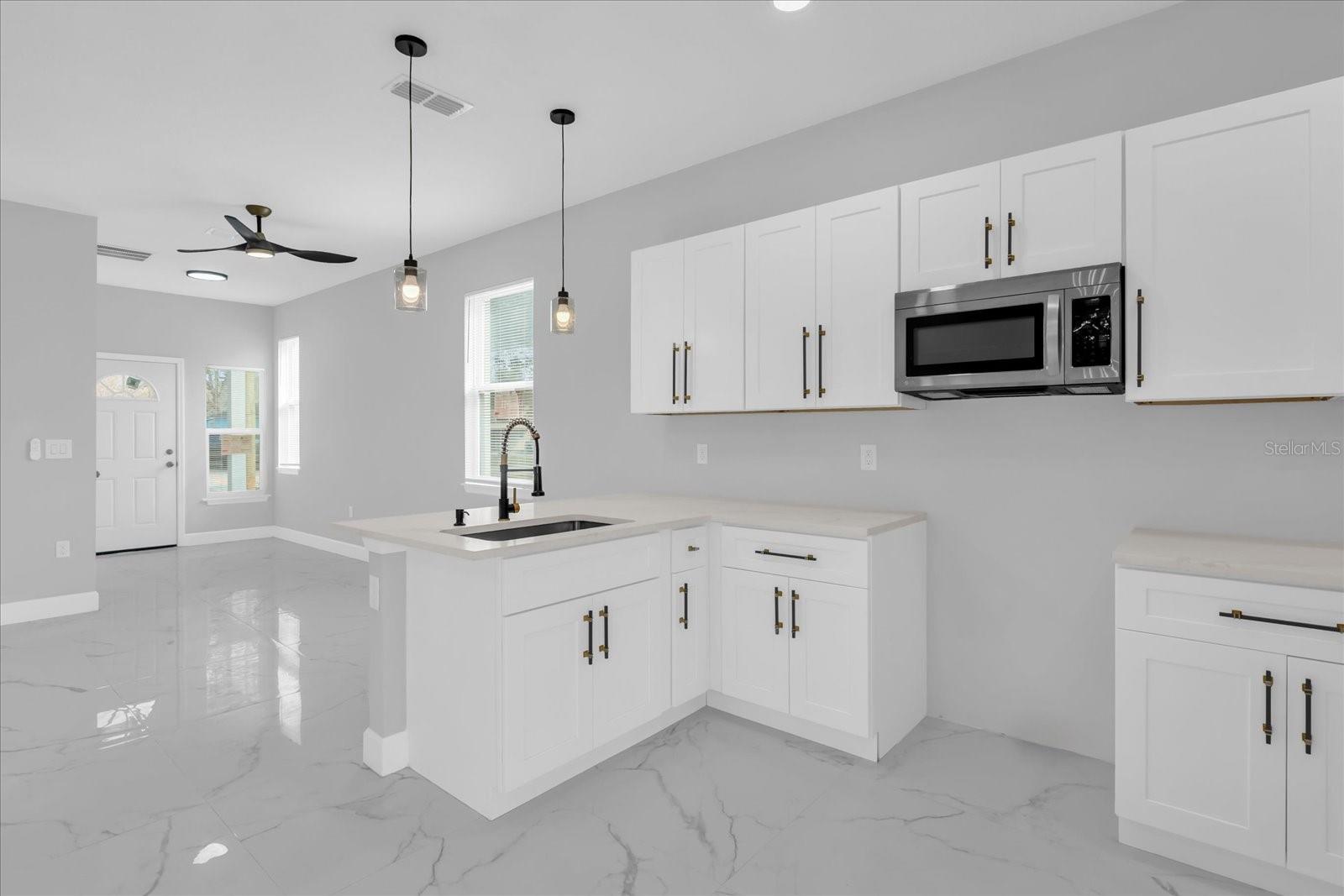 Image 6 of 29 For 2404 Center Street