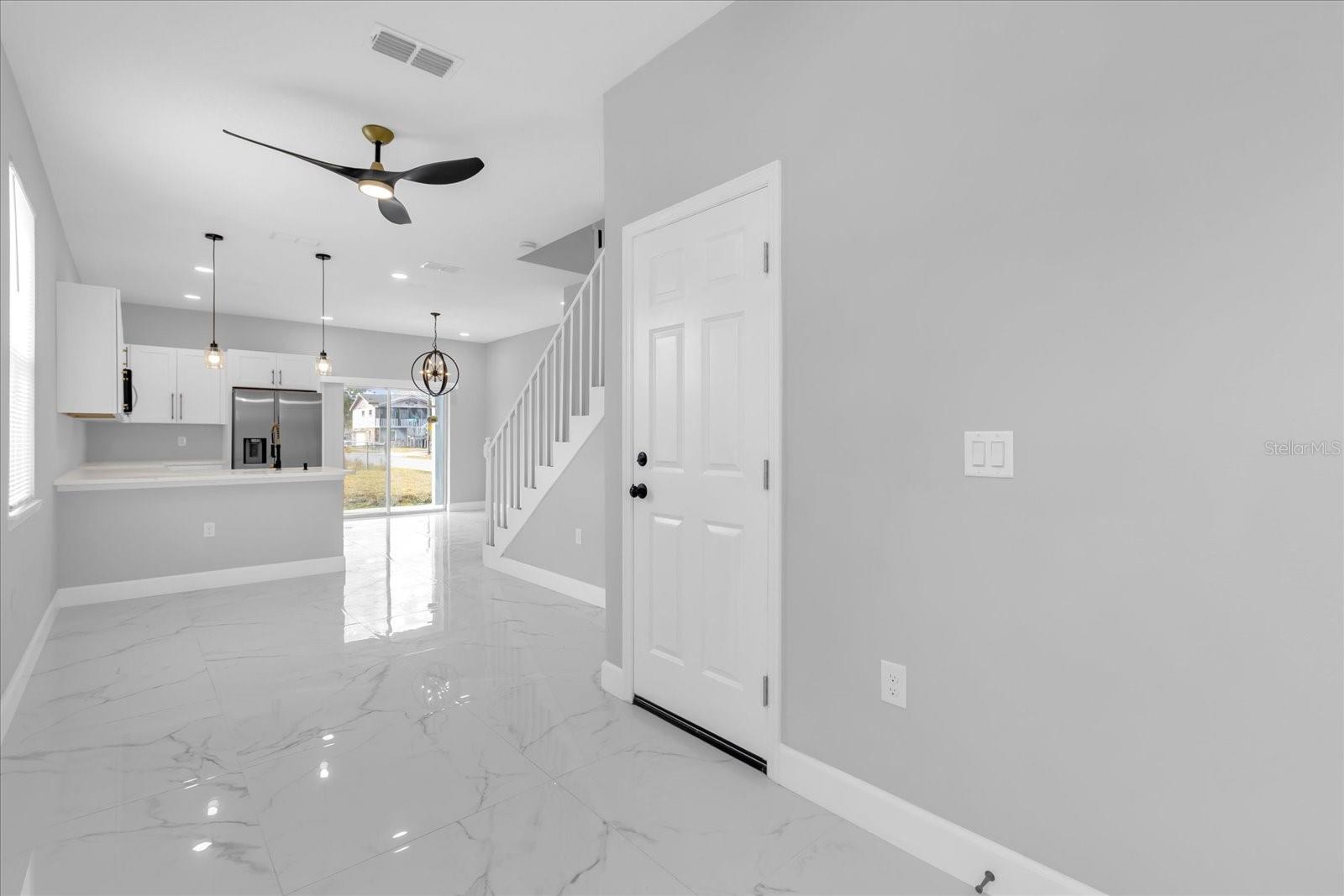 Image 9 of 29 For 2404 Center Street