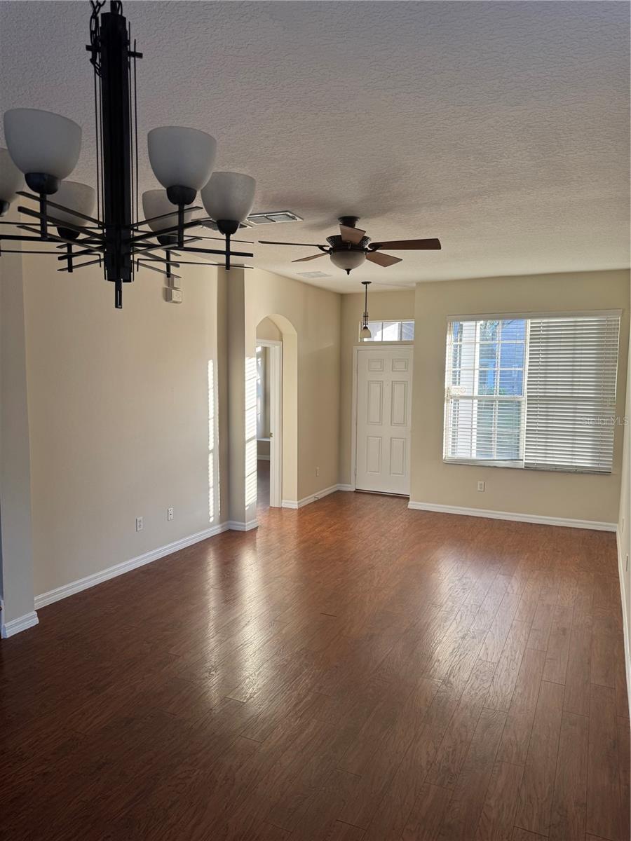 Image 13 of 26 For 13431 Carroway Street