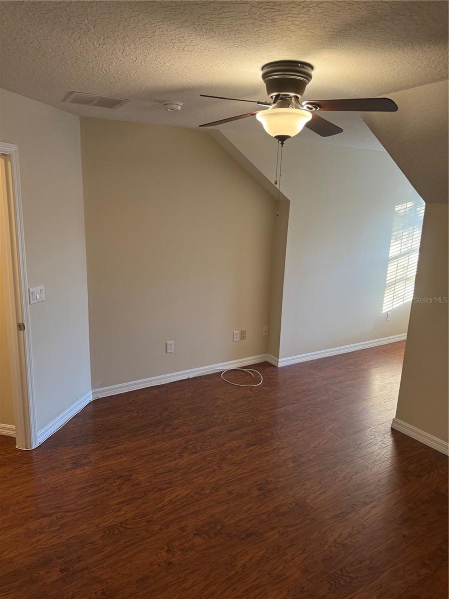 Image 16 of 26 For 13431 Carroway Street