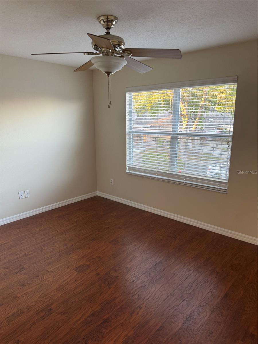 Image 18 of 26 For 13431 Carroway Street