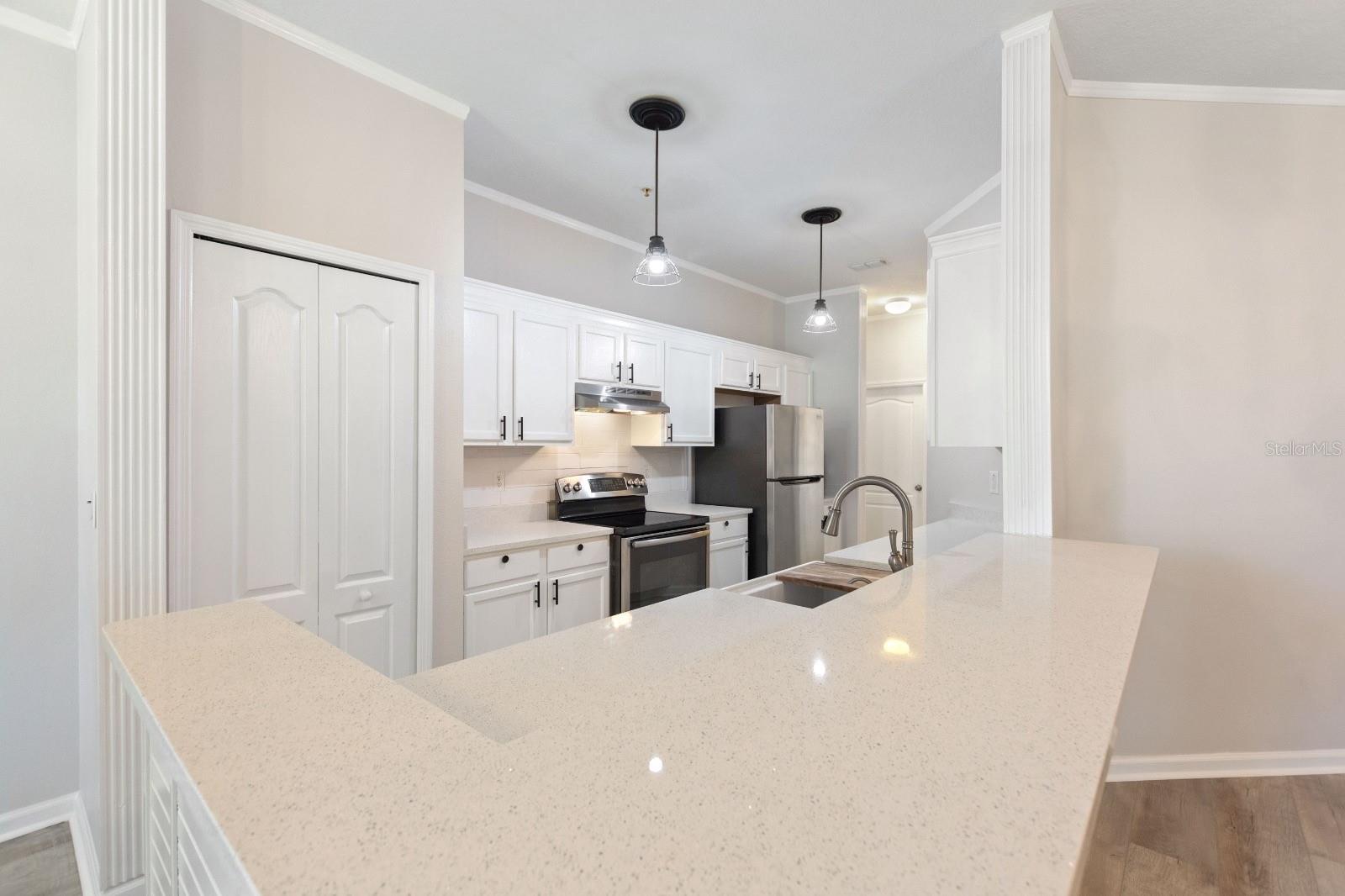 Image 10 of 42 For 1220 Priory Circle