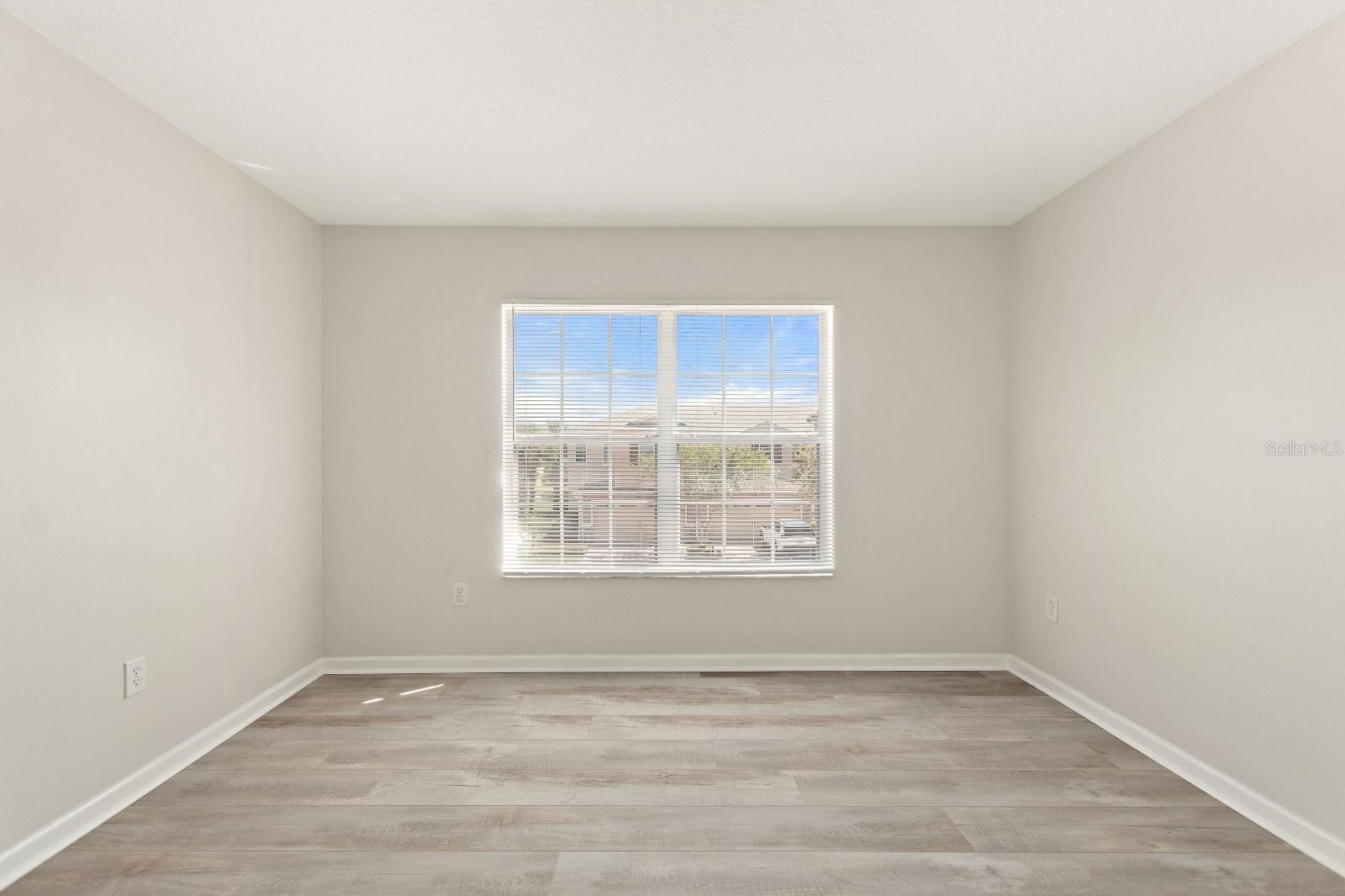 Image 19 of 42 For 1220 Priory Circle