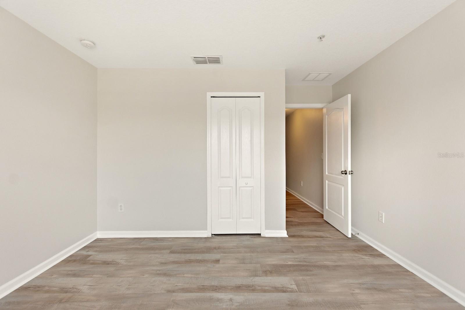 Image 20 of 42 For 1220 Priory Circle