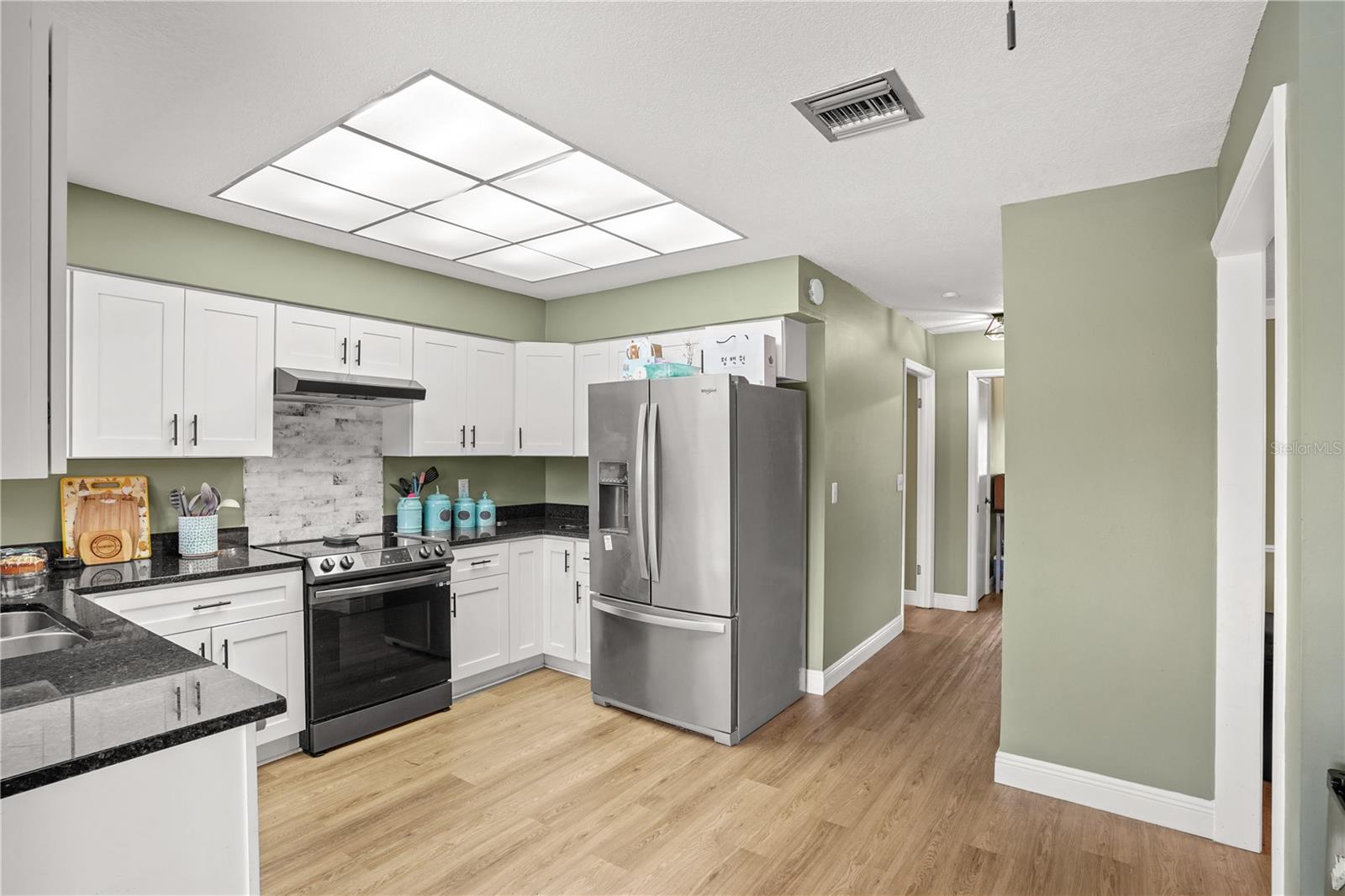 Image 12 of 43 For 307 Coble Drive