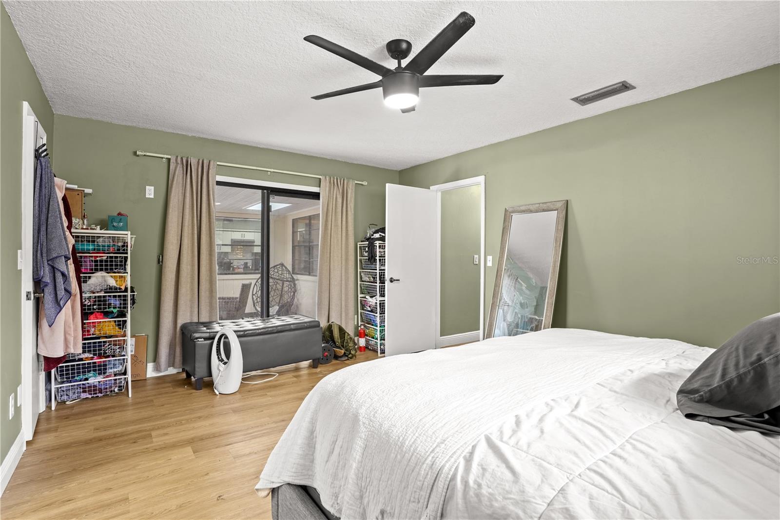 Image 20 of 43 For 307 Coble Drive