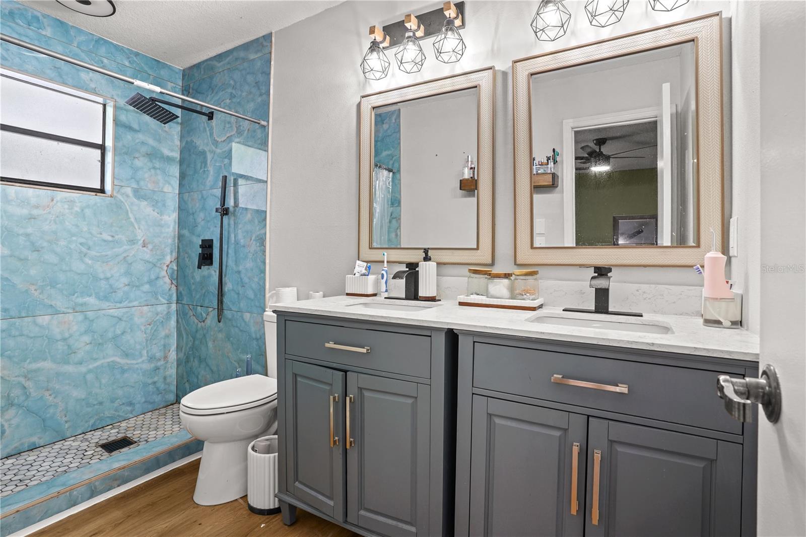 Image 21 of 43 For 307 Coble Drive