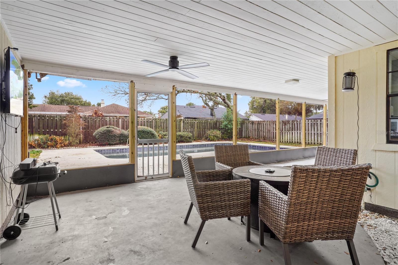 Image 33 of 43 For 307 Coble Drive