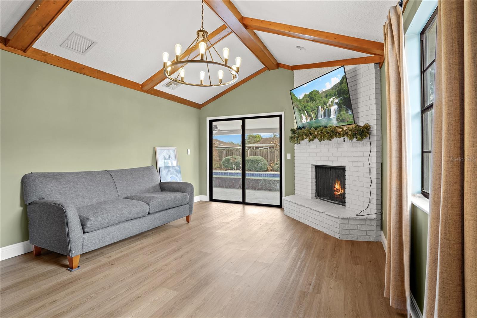 Image 8 of 43 For 307 Coble Drive