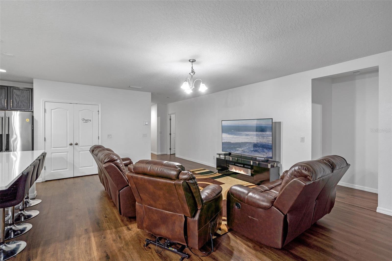 Image 9 of 35 For 189 Luxmore Road