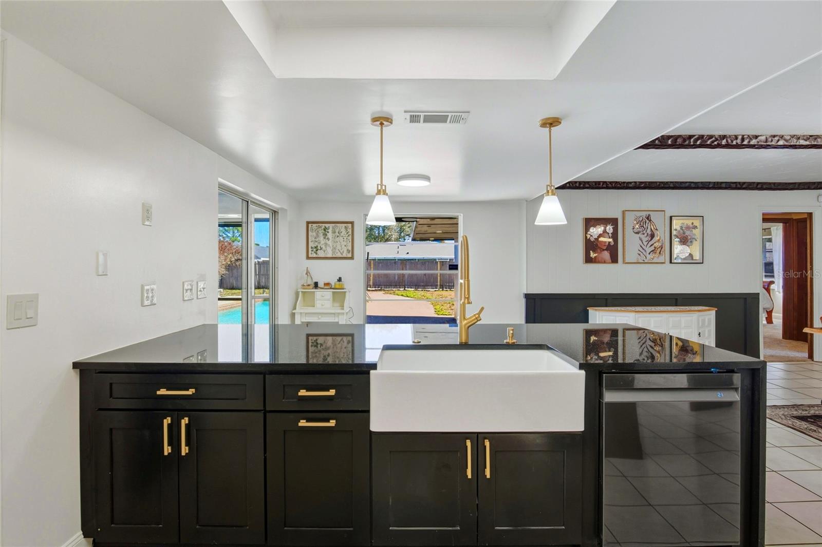 Image 13 of 49 For 213 Doverwood Road