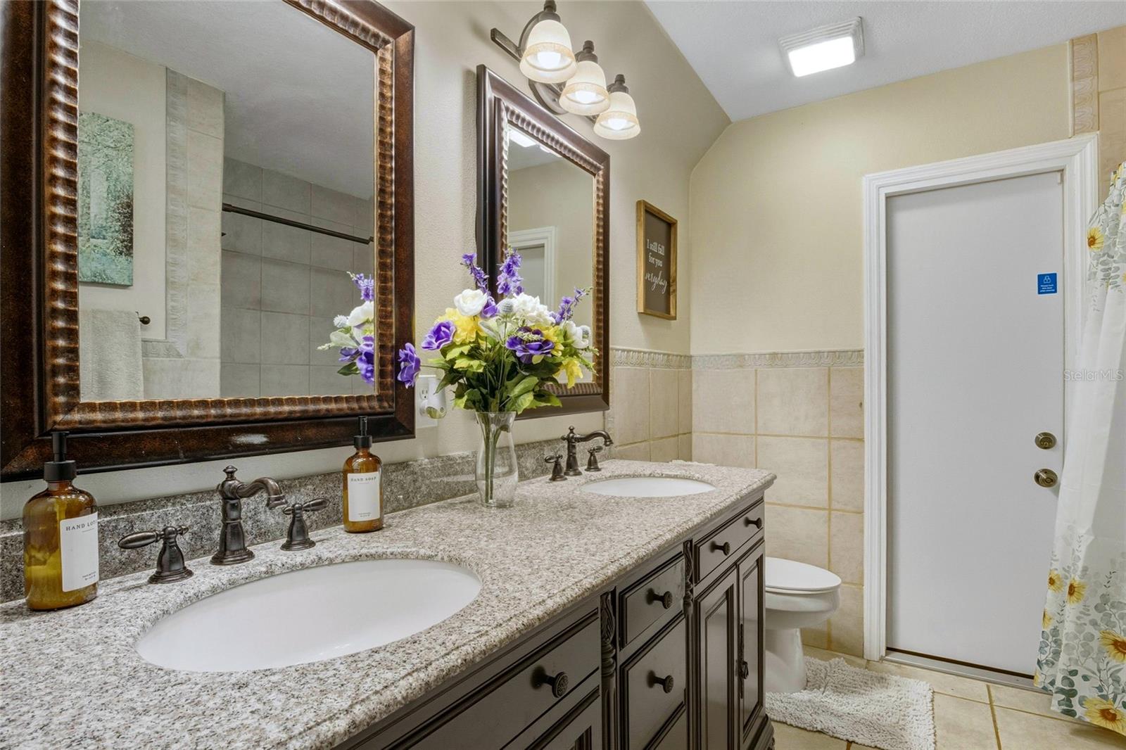 Image 27 of 49 For 213 Doverwood Road