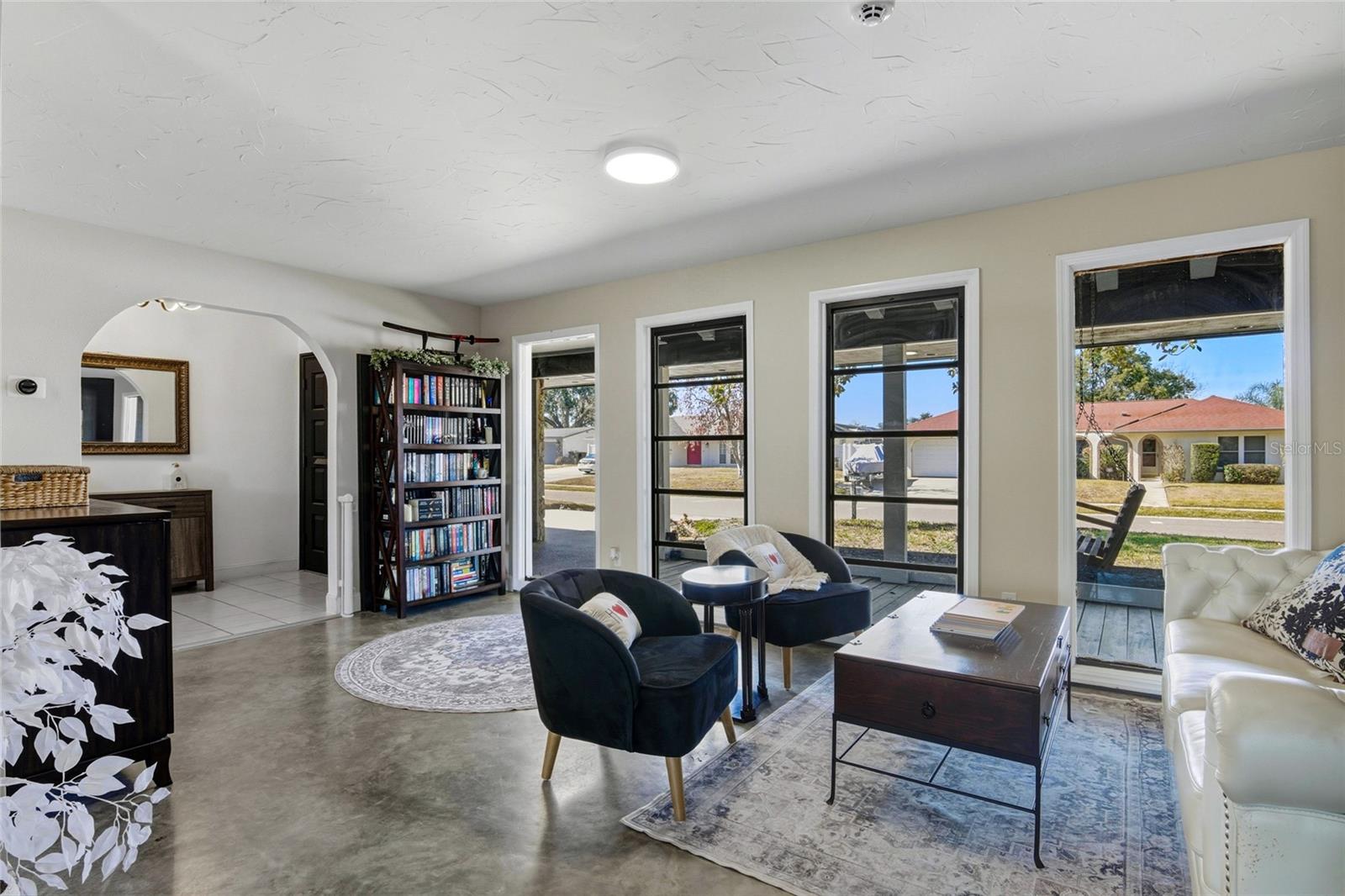 Image 8 of 49 For 213 Doverwood Road