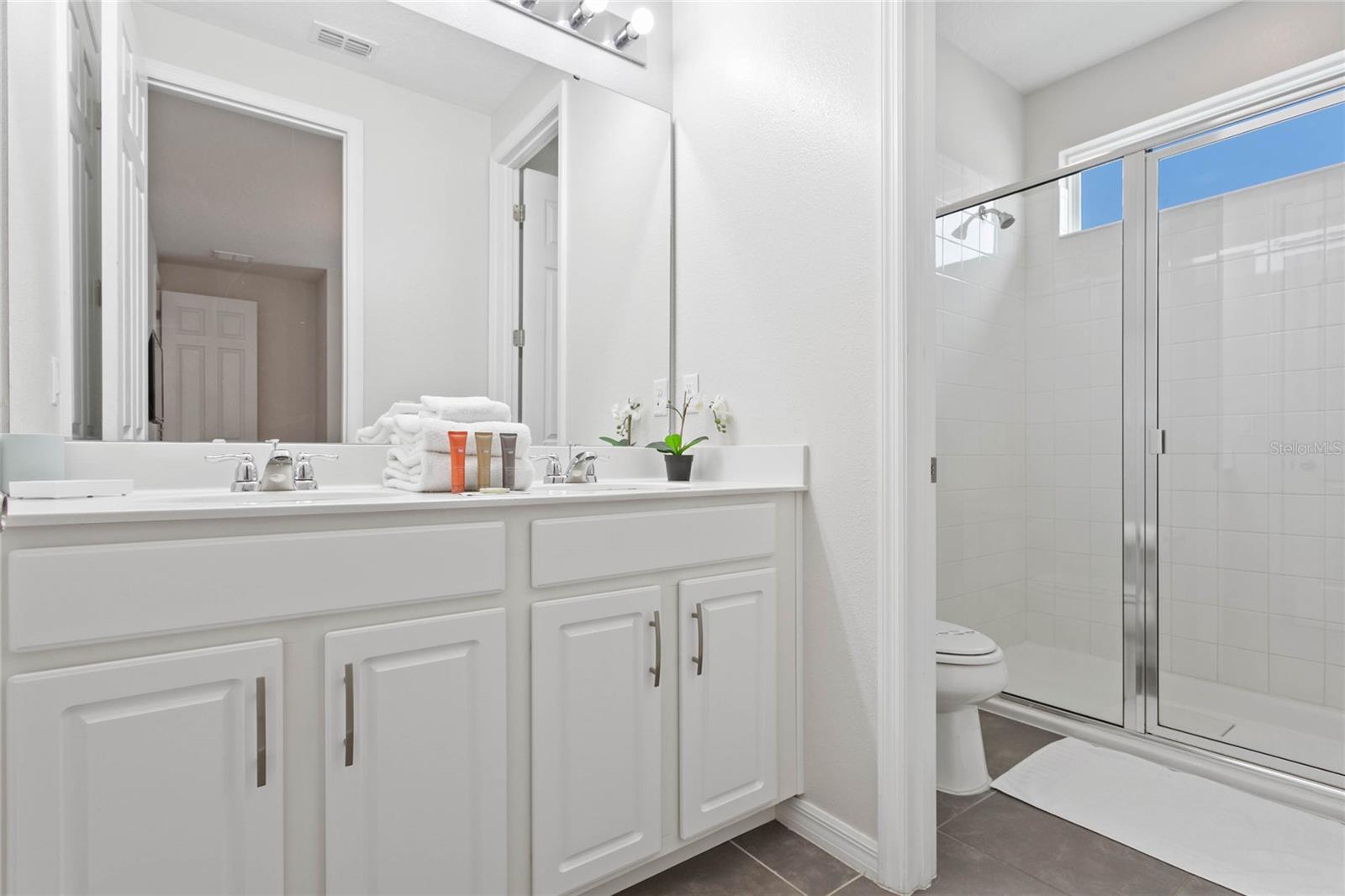 Listing photo id 30 for 1552 Nassau Point Trail