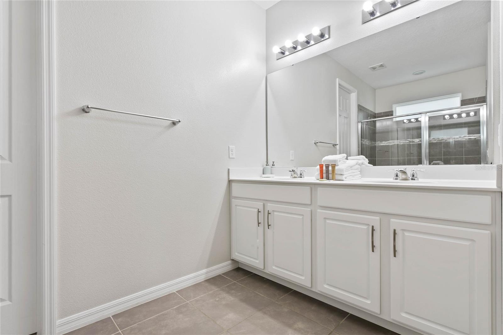 Listing photo id 33 for 1552 Nassau Point Trail