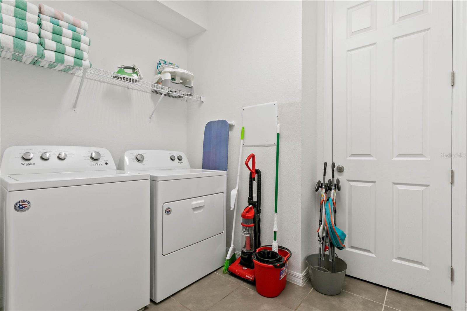 Listing photo id 35 for 1552 Nassau Point Trail