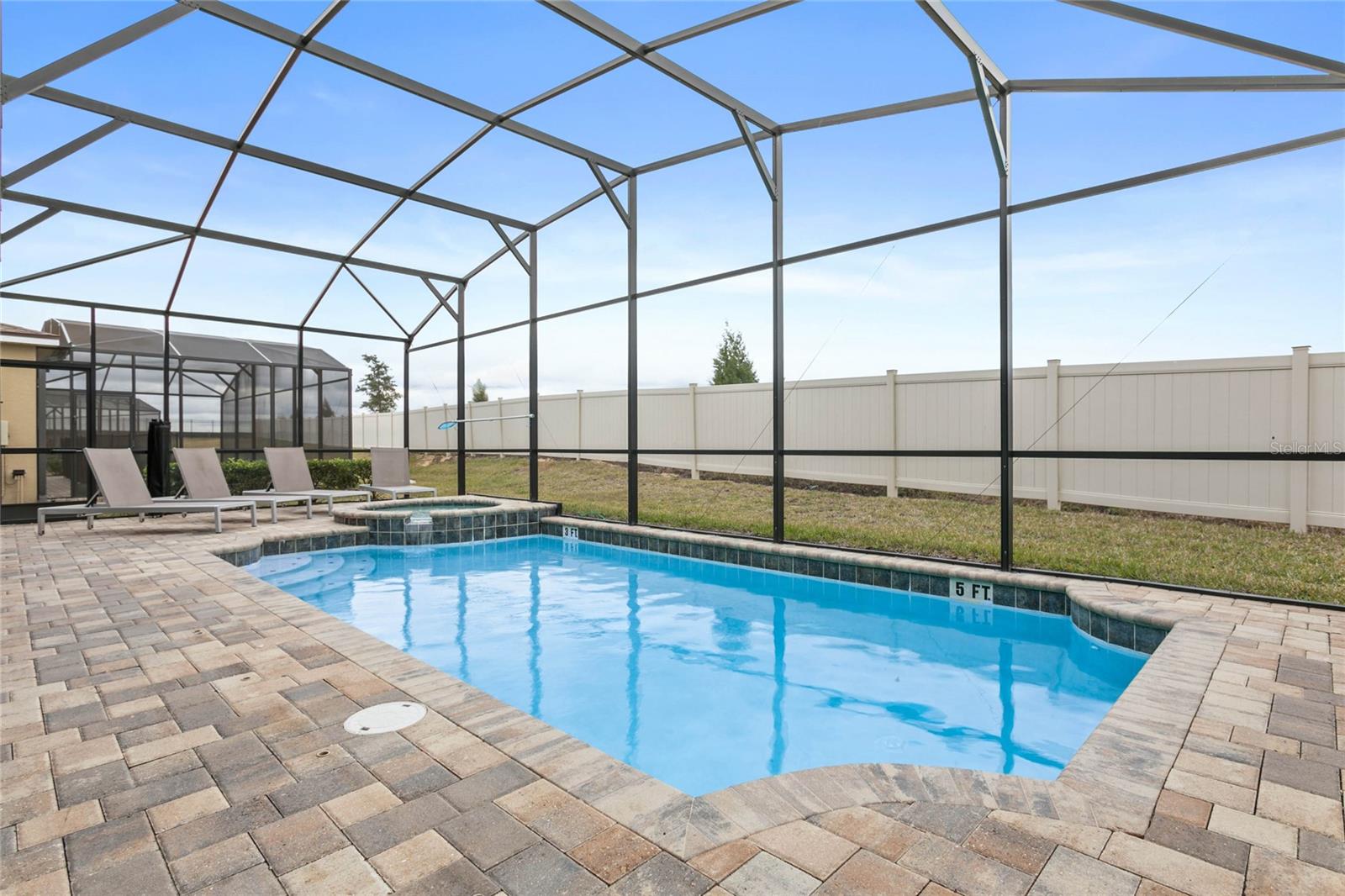 Listing photo id 37 for 1552 Nassau Point Trail