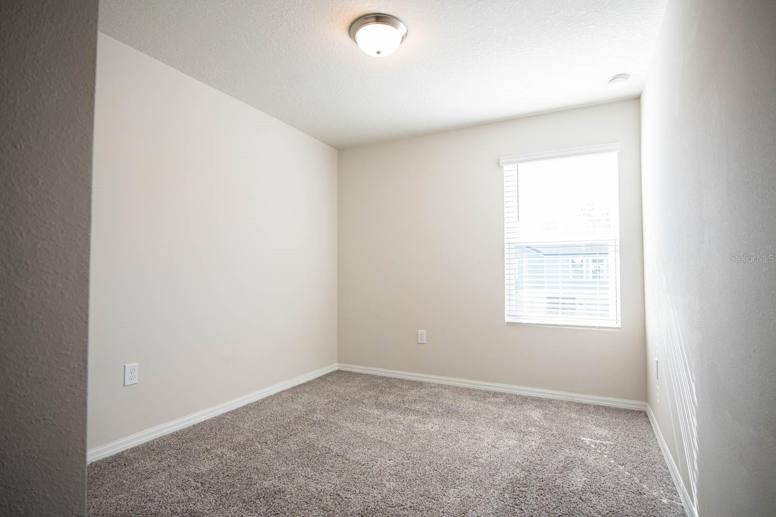 Image 18 of 45 For 425 Legacy Loop