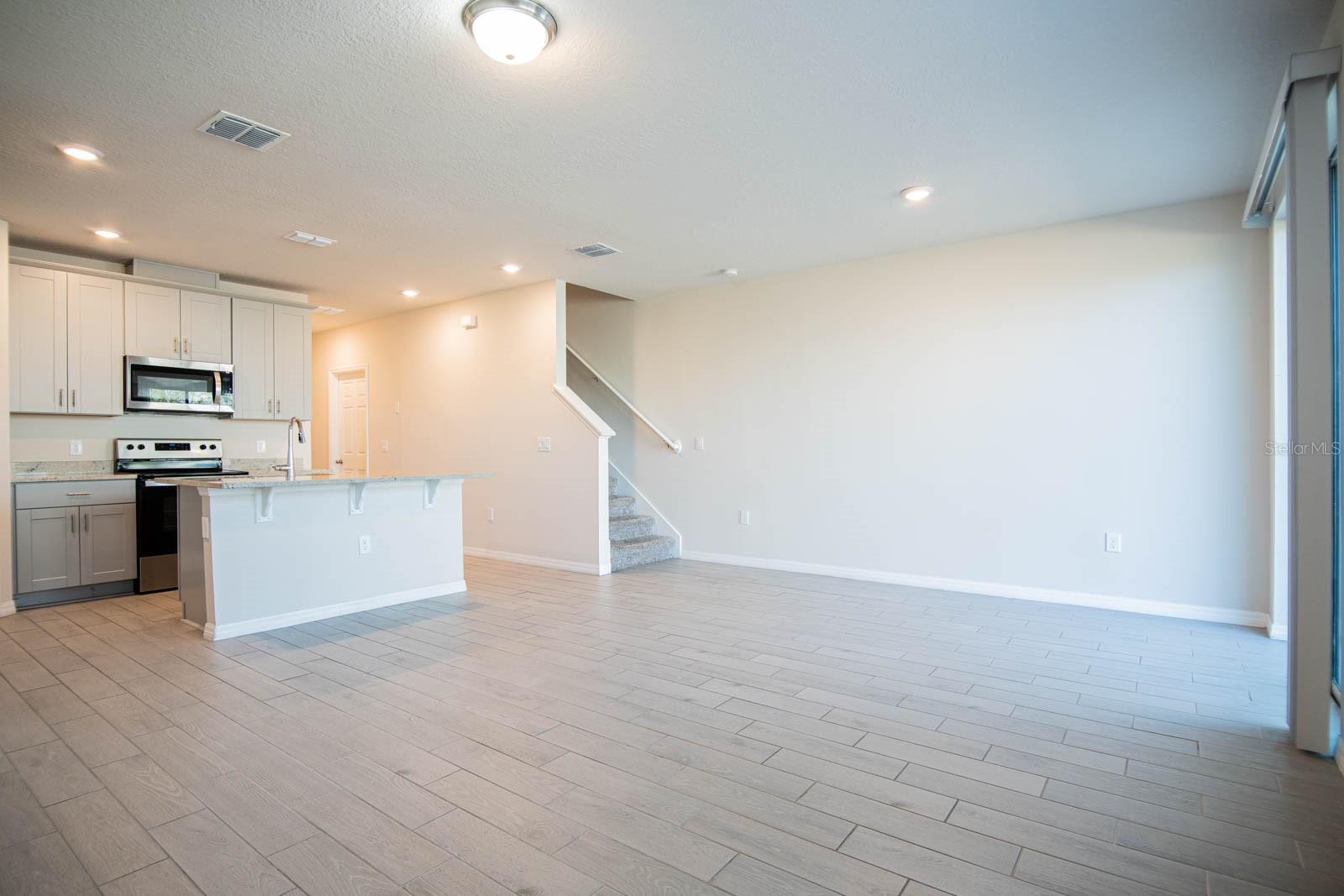 Image 31 of 45 For 425 Legacy Loop