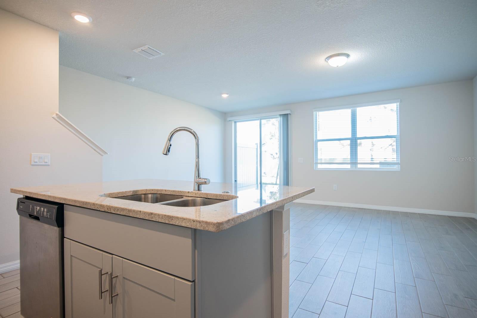 Image 34 of 45 For 425 Legacy Loop