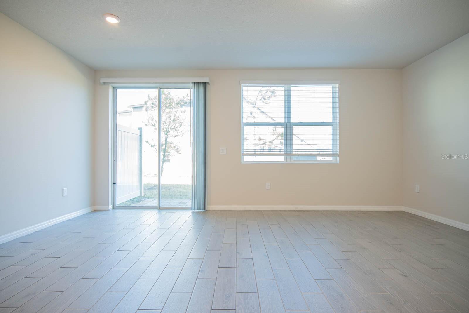 Image 37 of 45 For 425 Legacy Loop