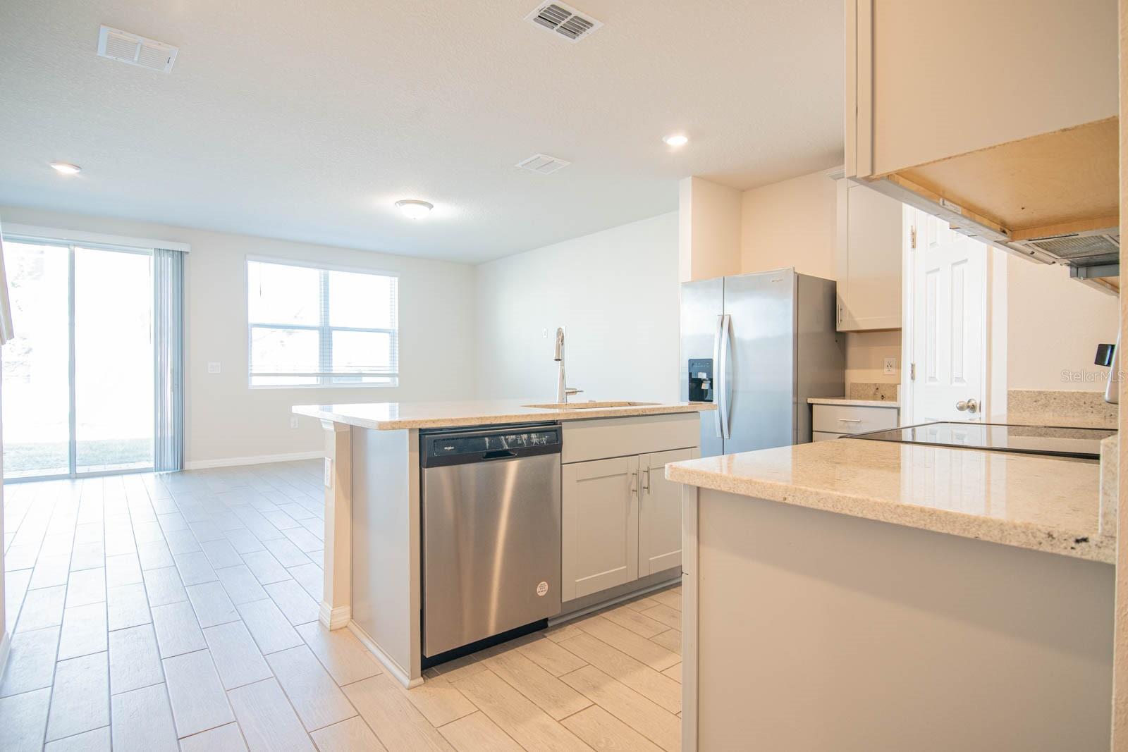 Image 38 of 45 For 425 Legacy Loop