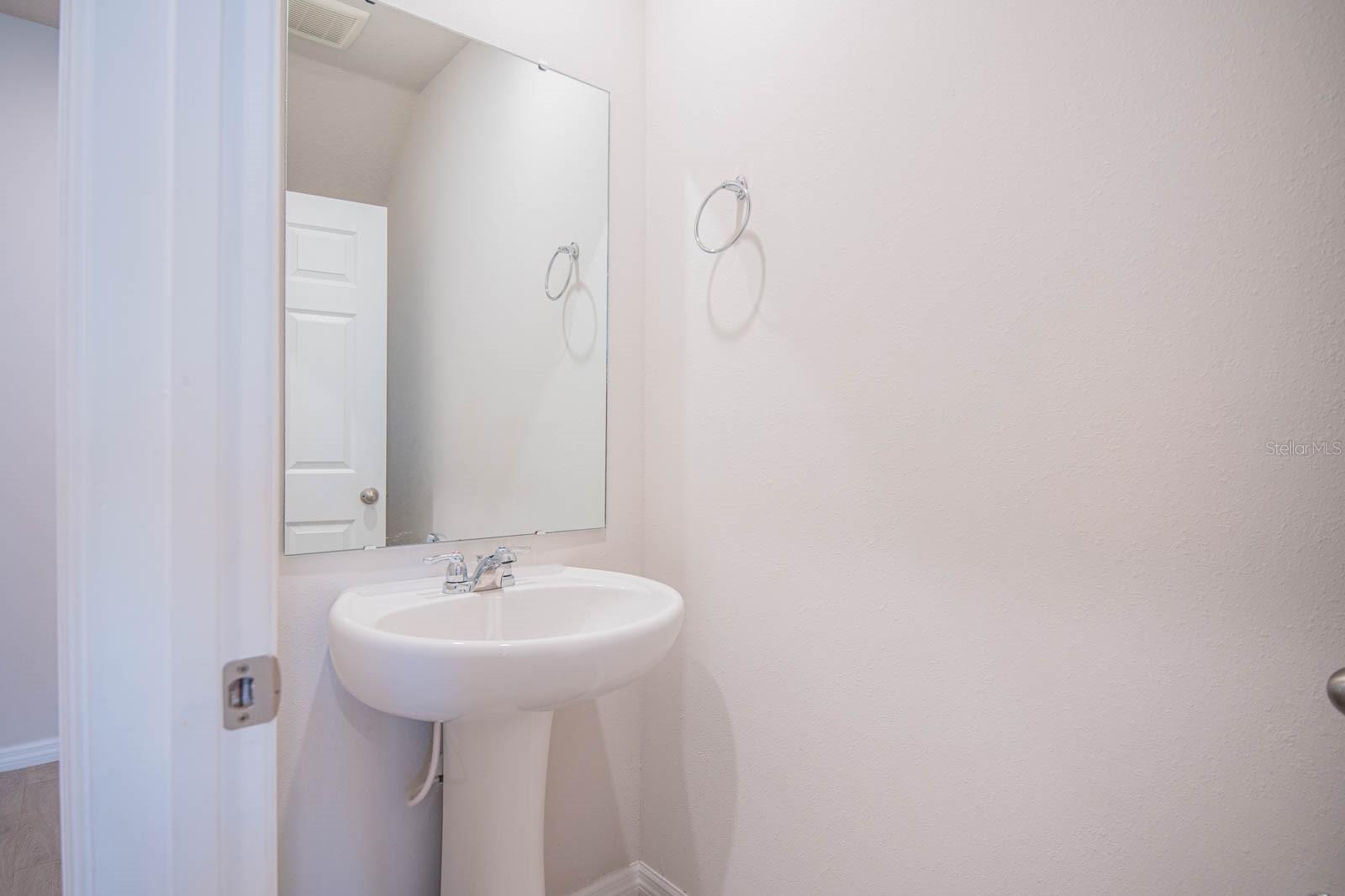 Image 40 of 45 For 425 Legacy Loop