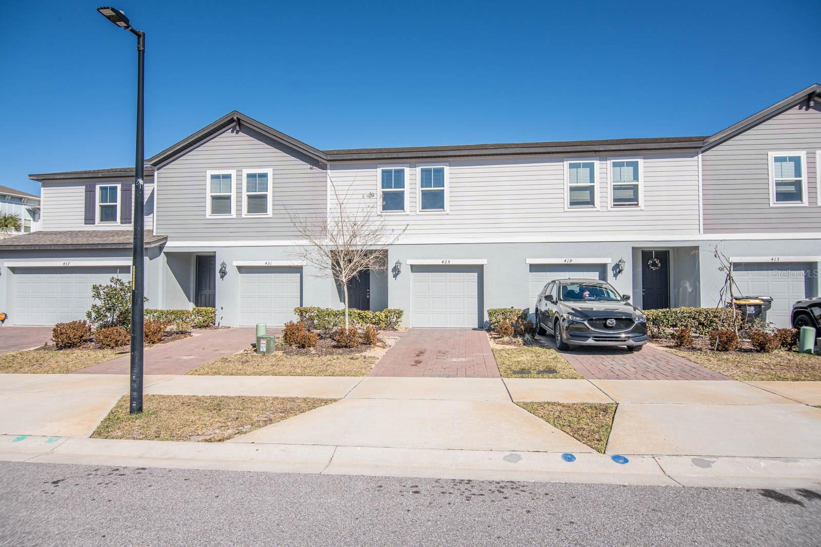 Image 5 of 45 For 425 Legacy Loop