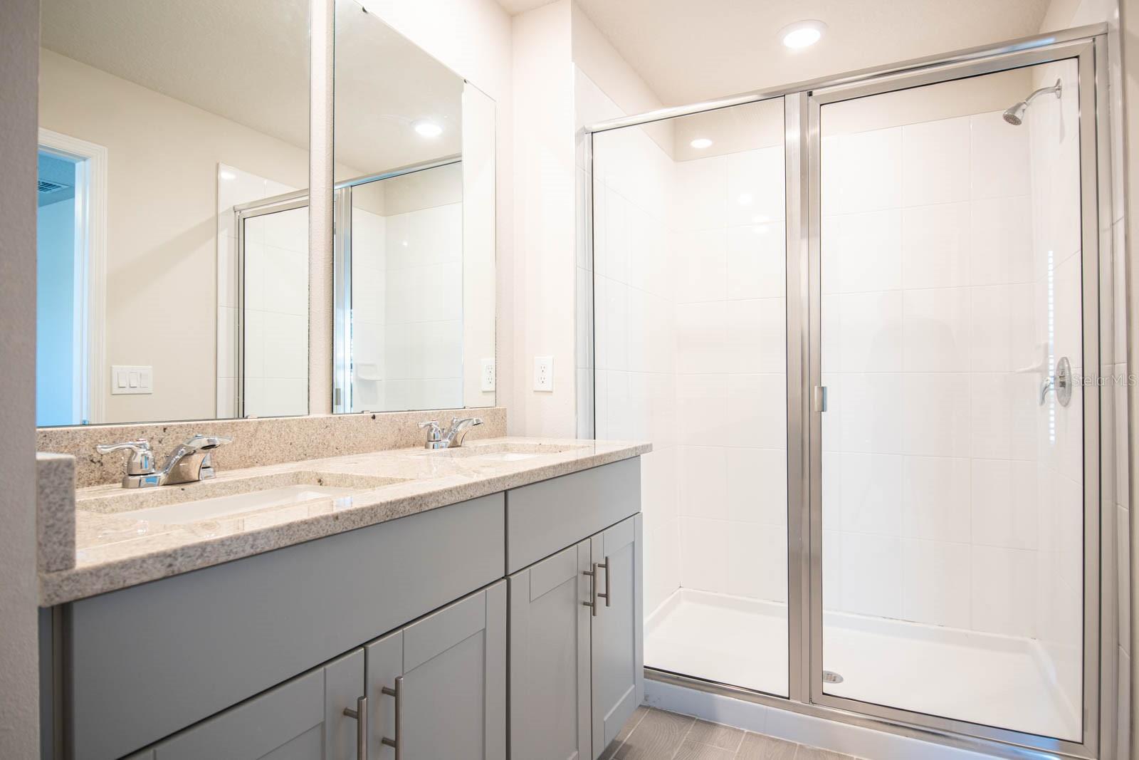 Image 8 of 45 For 425 Legacy Loop