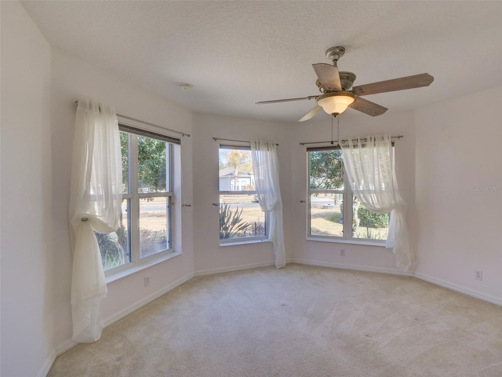 Image 31 of 55 For 26725 Augusta Springs Circle