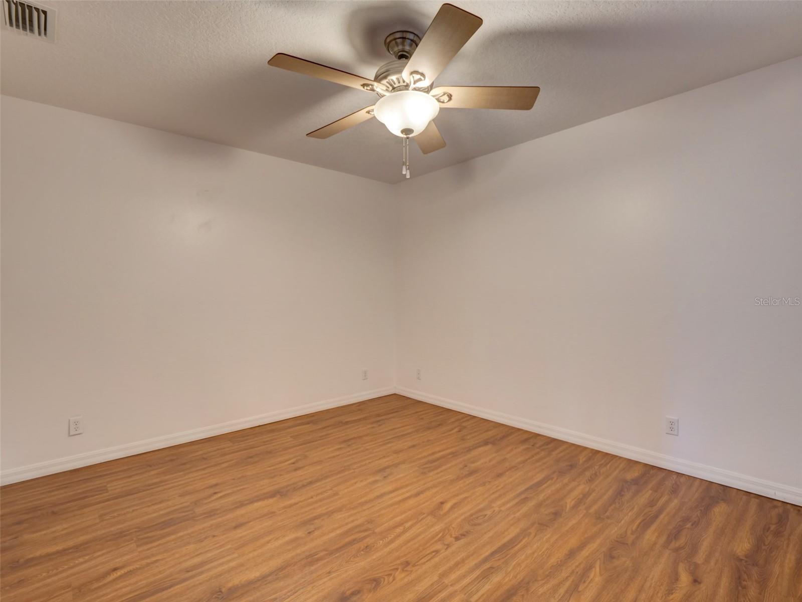 Image 33 of 55 For 26725 Augusta Springs Circle