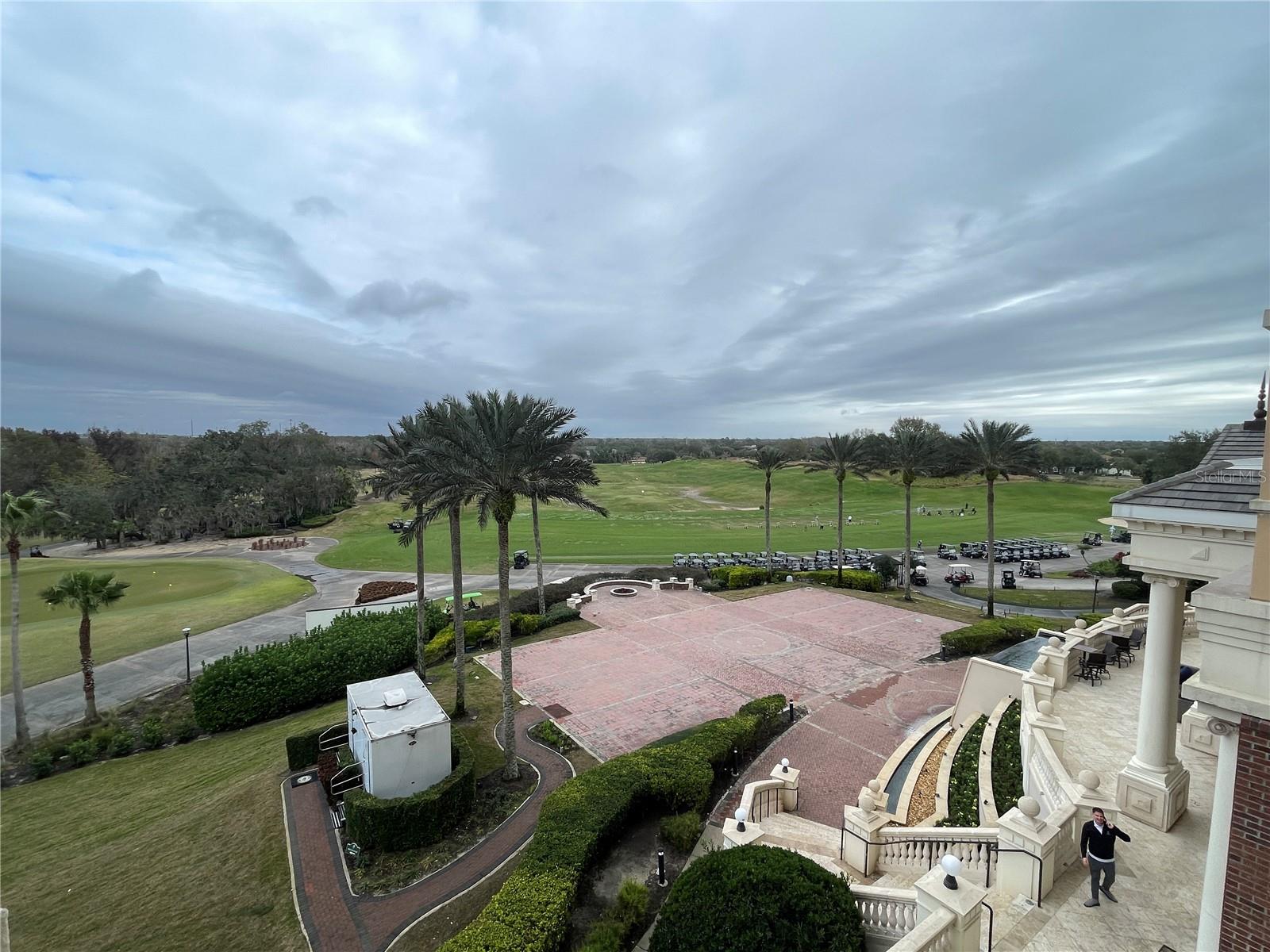 Image 11 of 31 For 7593 Gathering Drive 209