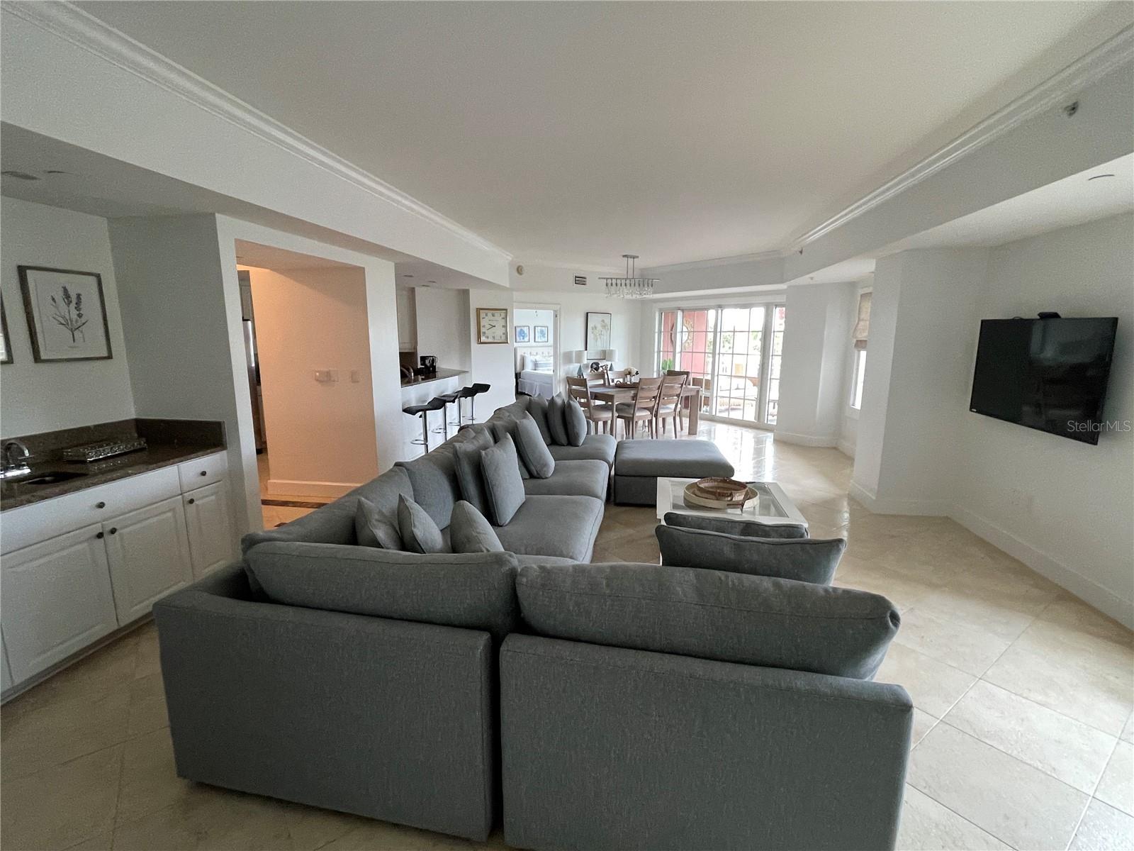 Image 2 of 31 For 7593 Gathering Drive 209