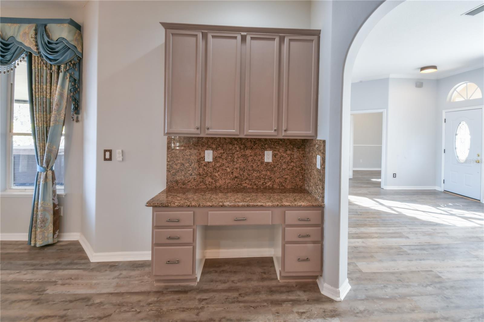 Listing photo id 26 for 112 Olympus Drive